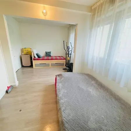Cocooning Standard In Apartment